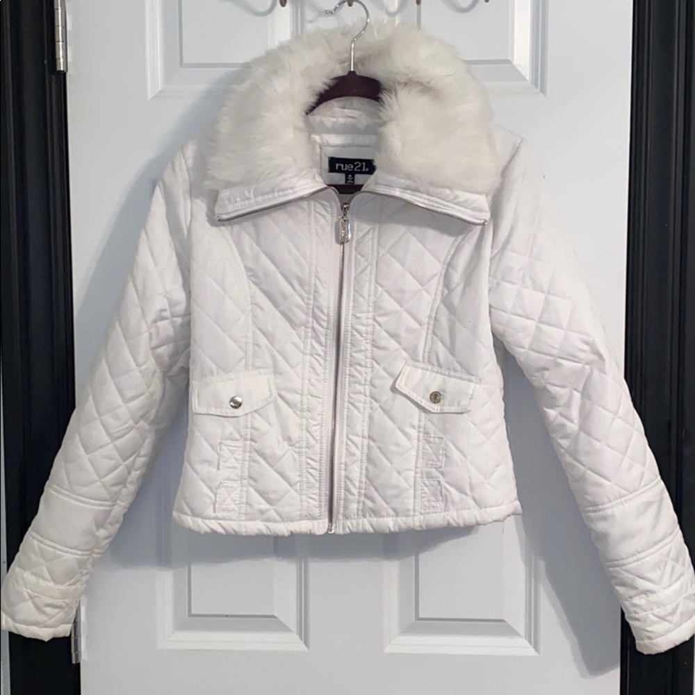 white rue21 coat ッ